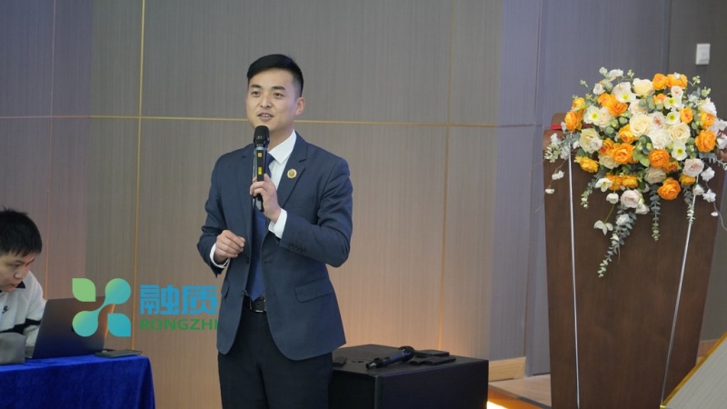 法律与审计行业AI应用：合同审查与风险智能预警