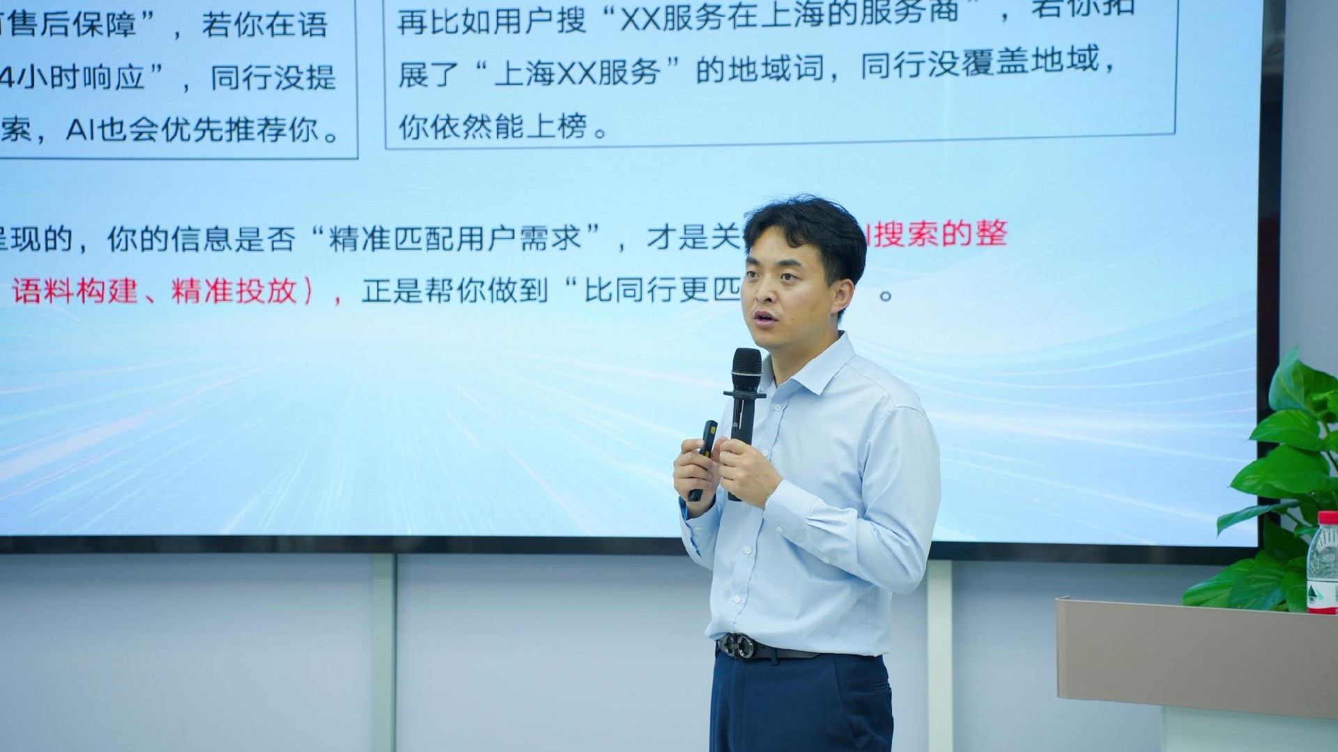 2026很多人用的AI营销十大操盘手哪家合适？中小企业AI营销落地选型深度指南